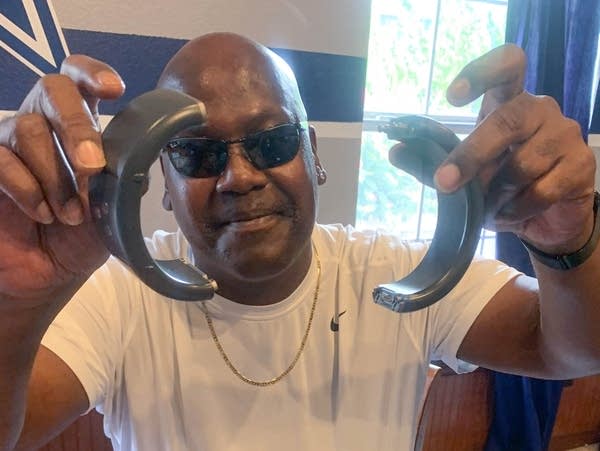 Ankle monitor picture